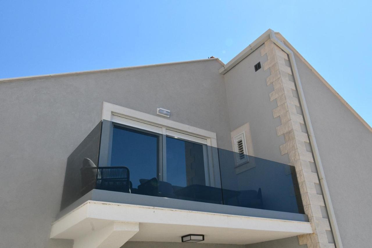 Icy Guest house